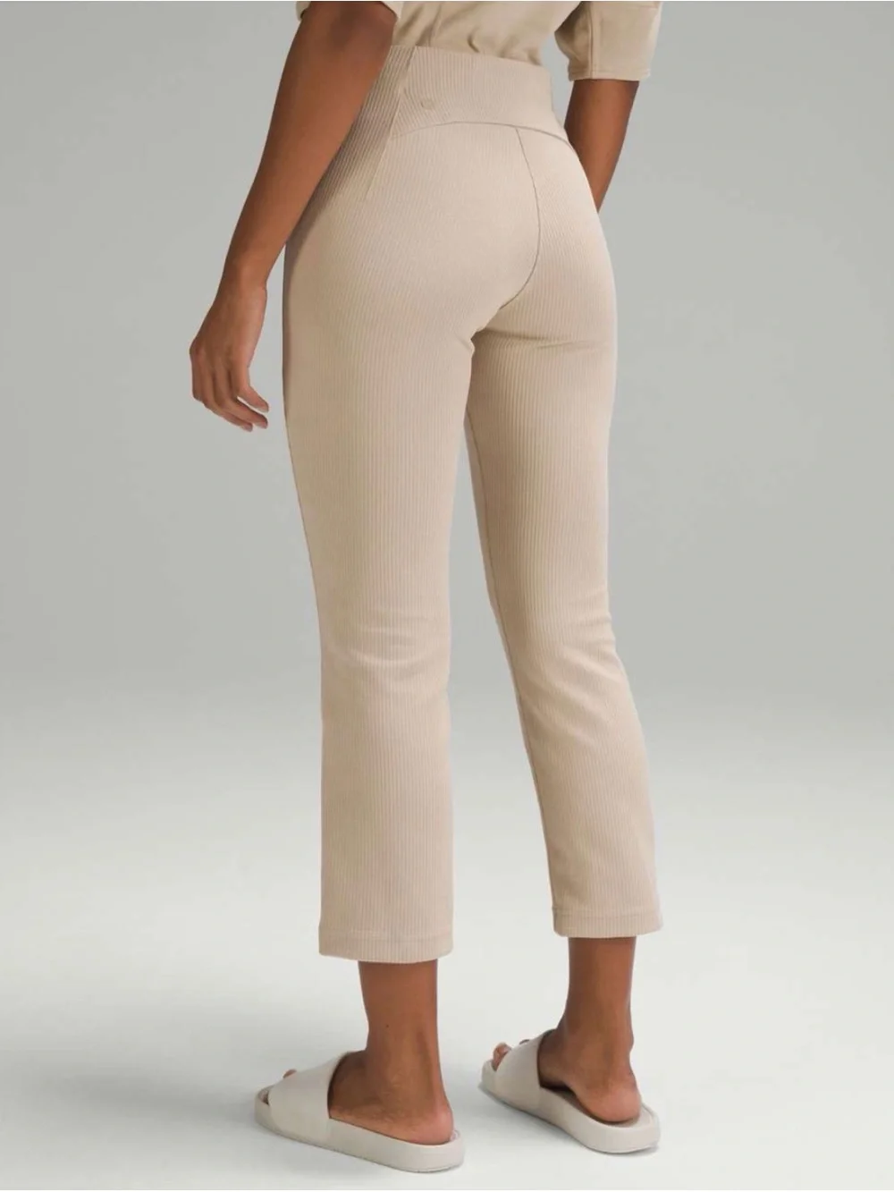 Lululemon Ribbed Softstreme Zip-Leg High-Rise Cropped Pants 25” Trench Size 2